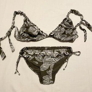 La Vie En Rose Aqua Bikini Size Medium D+ Cup Swim Suit